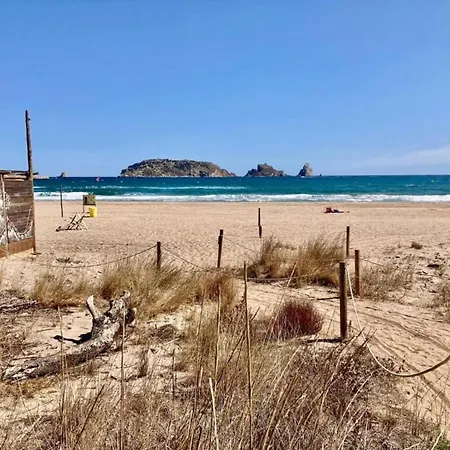 Beachfront In Spain With Pool Apartment *